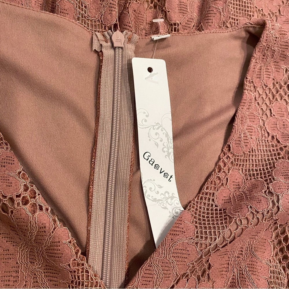 Gaovot | Floral Lace MIDI Dress V-Neck Pink Size Medium - Picture 6 of 7
